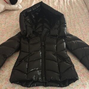 Moncler Akebia Giubbotto Coat